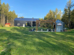 Brand new, private oasis on 18 acres in Erin